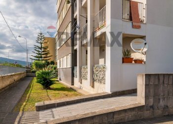 Edificio all\'aperto - Four-room apartment Via Carlo Sada
 
13, Giarre - photo 34