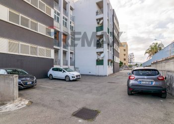 Edificio all\'aperto - Four-room apartment Via Carlo Sada
 
13, Giarre - photo 39