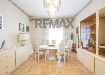 Sala da pranzo - Trilocale Via Barriera
 
27, Catania - foto 3