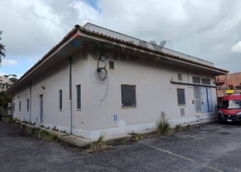 Casa all\'aperto - Capannone Via Del Fante
 
SNC, Messina - foto 1
