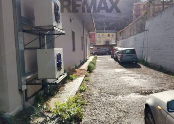 Casa all\'aperto - Capannone Via Del Fante
 
SNC, Messina - foto 4