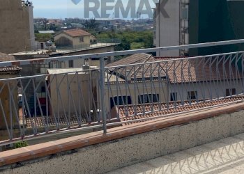 Balcone - Quadrilocale Via Esperanto
 
12, Aci Catena - foto 1