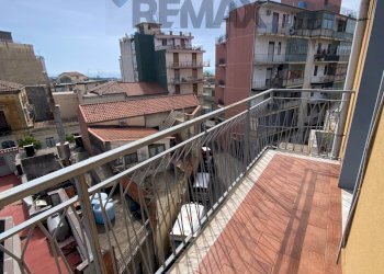 Balcone - Quadrilocale Via Esperanto
 
12, Aci Catena - foto 16