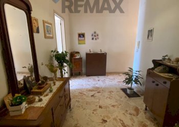 Hall / corridoio - Quadrilocale Via Esperanto
 
12, Aci Catena - foto 19