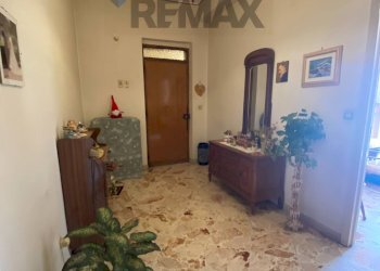 Hall / corridoio - Quadrilocale Via Esperanto
 
12, Aci Catena - foto 20