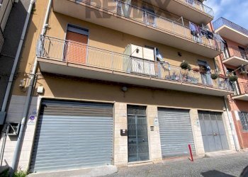Edificio all\'aperto - Quadrilocale Via Esperanto
 
12, Aci Catena - foto 21