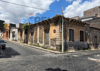 Casa all\'aperto - Casa indipendente Via Vittorio Veneto
 
234, Misterbianco - foto 1