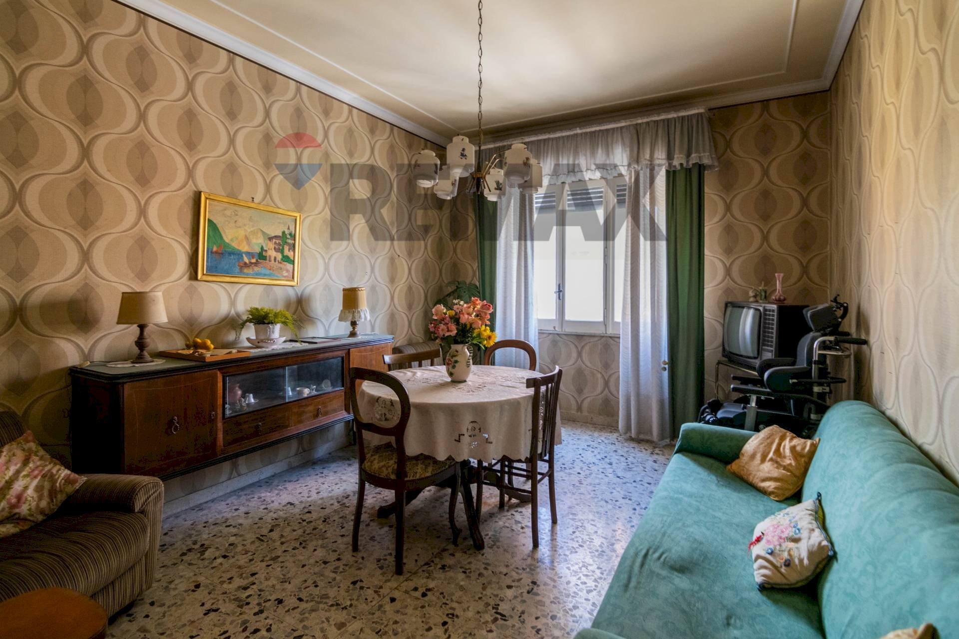 Sala da pranzo - Quadrilocale Via Sabato Martelli Castaldi
129, Catania - foto 3
