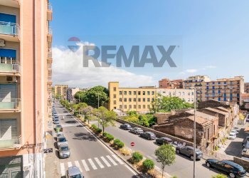 Edificio all\'aperto - Four-room apartment Via Sabato Martelli Castaldi
 
129, Catania - photo 22