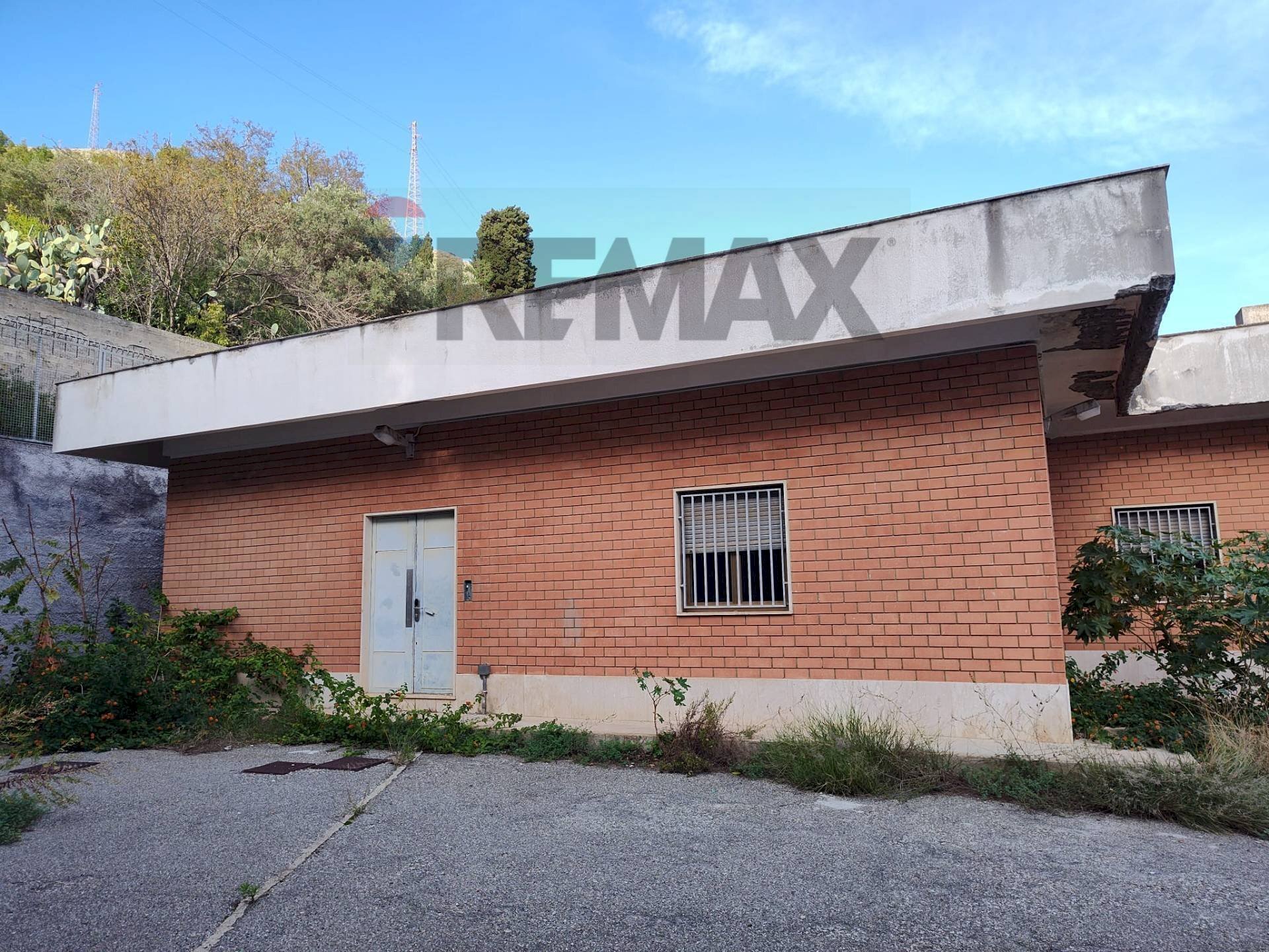Casa all\'aperto - Capannone Strada Privata - Località Pace
 
snc, Messina - foto 3
