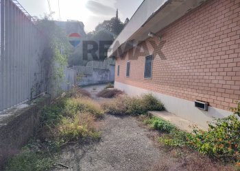 Casa all\'aperto - Capannone Strada Privata - Località Pace
 
snc, Messina - foto 5