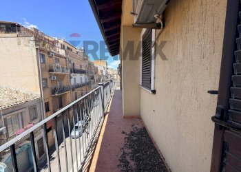Balcone - Appartamento Via Pentolai
 
51, Caltagirone - foto 24