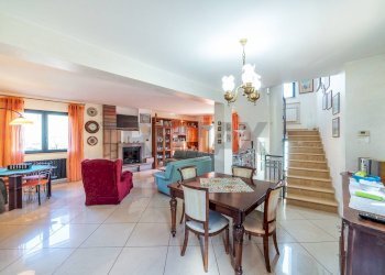 Sala da pranzo - Villa Via XXI Aprile, Aci Castello - photo 21