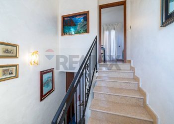 Scale - Villa Via XXI Aprile, Aci Castello - photo 50