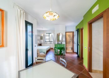 Sala da pranzo - Villa Via XXI Aprile, Aci Castello - photo 52