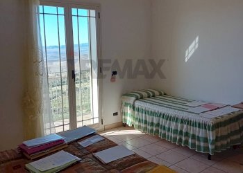 Camera / camera da letto - Appartamento Via Trieste
 
20, Castel di Iudica - foto 18