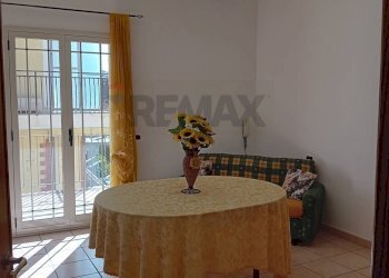 Sala da pranzo - Appartamento Via Trieste
 
20, Castel di Iudica - foto 19