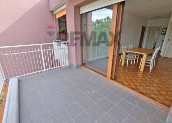 Balcone - Trilocale via Matteotti
 
25, Arese - foto 7