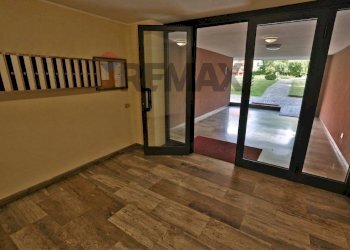 Ricezione / Lobby - Trilocale via Matteotti
 
25, Arese - foto 21