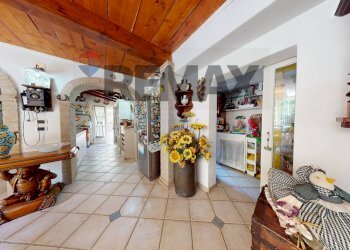 Hall / corridoio - Villa Via Versona
 
267, Camaiore - foto 42