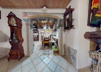 Hall / corridoio - Villa Via Versona
 
267, Camaiore - foto 52