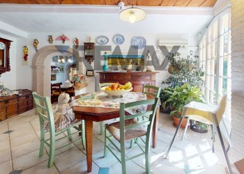 Sala da pranzo - Villa Via Versona
 
267, Camaiore - foto 65