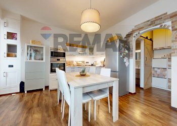Sala da pranzo - Three-room apartment Viareggio - photo 1