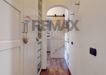 Hall / corridoio - Three-room apartment Viareggio - photo 14