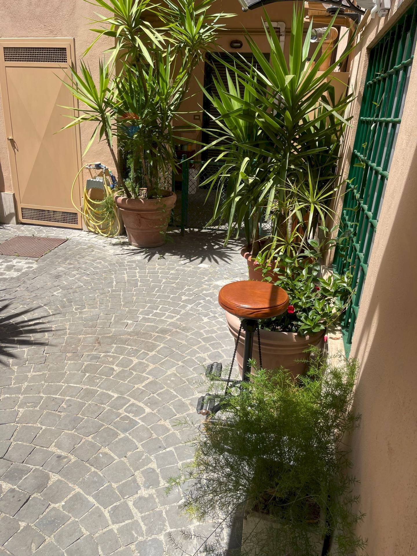 Terrazza - Trilocale Via Aosta
 
58, Roma - foto 1