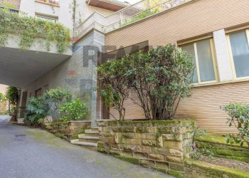 Edificio all\'aperto - Villa Via Cassia
1172, Roma - foto 8