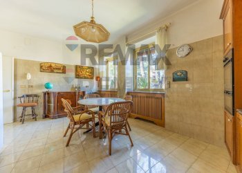 Sala da pranzo - Villa Via Cassia
1172, Roma - foto 71