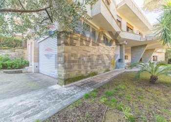 Casa all\'aperto - Villa Via Cassia
1172, Roma - foto 102