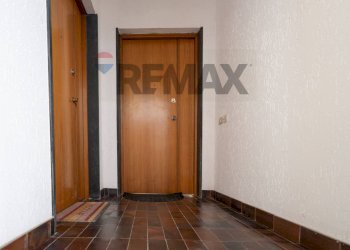 Hall / corridoio - Bilocale Via Bocca Trabaria
 
17, Fano - foto 27