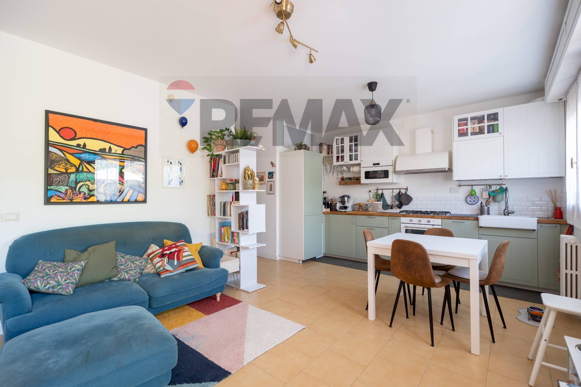 Sala da pranzo - Three-room apartment Via di Villa Giulia
39, Fano - photo 2