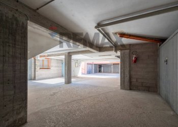Parcheggio - Three-room apartment Via di Villa Giulia
 
39, Fano - photo 23
