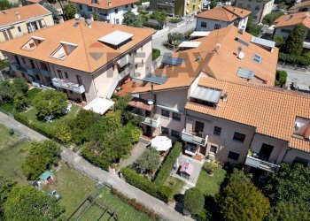Edificio all\'aperto - Three-room apartment Via di Villa Giulia
 
39, Fano - photo 31
