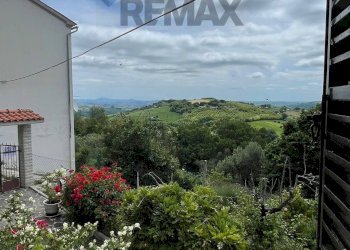 Giardino - Casa semi indipendente Via Sobborgo
 
14, Poggio San Marcello - foto 17