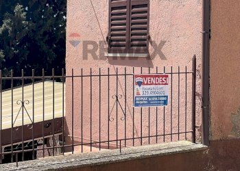 Edificio all\'aperto - Semi-detached house Via Sobborgo
 
14, Poggio San Marcello - photo 37