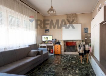 Soggiorno - Casa indipendente Via Bovio
 
74, Cupramontana - foto 2