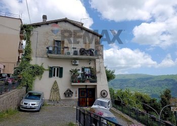 Casa all\'aperto - Bilocale via dei magazzini
 
15, Genzano di Roma - foto 2