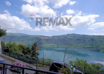 Vista delle montagne - Bilocale via dei magazzini
 
15, Genzano di Roma - foto 6