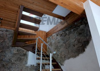 Scale - Bilocale via dei magazzini
 
15, Genzano di Roma - foto 9