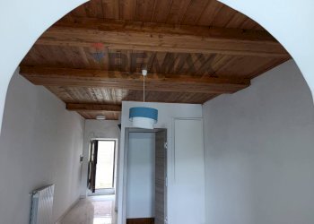 Stanza vuota - Bilocale via dei magazzini
 
15, Genzano di Roma - foto 19