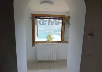 Stanza vuota - Bilocale via dei magazzini
 
15, Genzano di Roma - foto 32