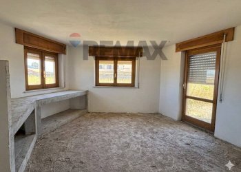 Stanza vuota - Villa via della batteria siacci
 
62 a, Anzio - photo 32