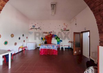 Camera / camera da letto - Commercial Premises San Marco Argentano - photo 6