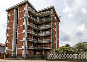 Edificio all\'aperto - Bilocale VIA CESARE BATTISTI
 
134, Vedano al Lambro - foto 24