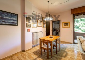 Sala da pranzo - Three-room apartment Via Fratelli Cervi
 
4, Vimercate - photo 7