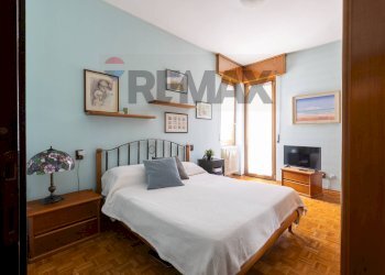Camera / camera da letto - Three-room apartment Via Fratelli Cervi
 
4, Vimercate - photo 14