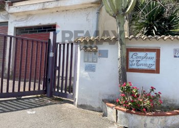 Casa all\'aperto - Trilocale Contrada Sillemi
 
4-6, Letojanni - foto 2